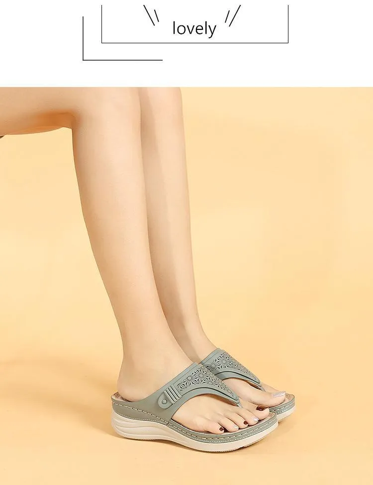 2021 Flip-toe Hollow Women's Wedge Heel Comfortable Sandals