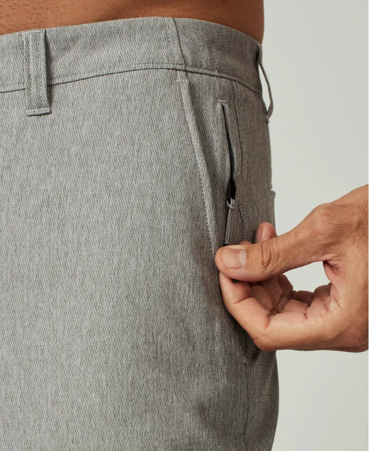 7 Diamonds Everest 8" Short