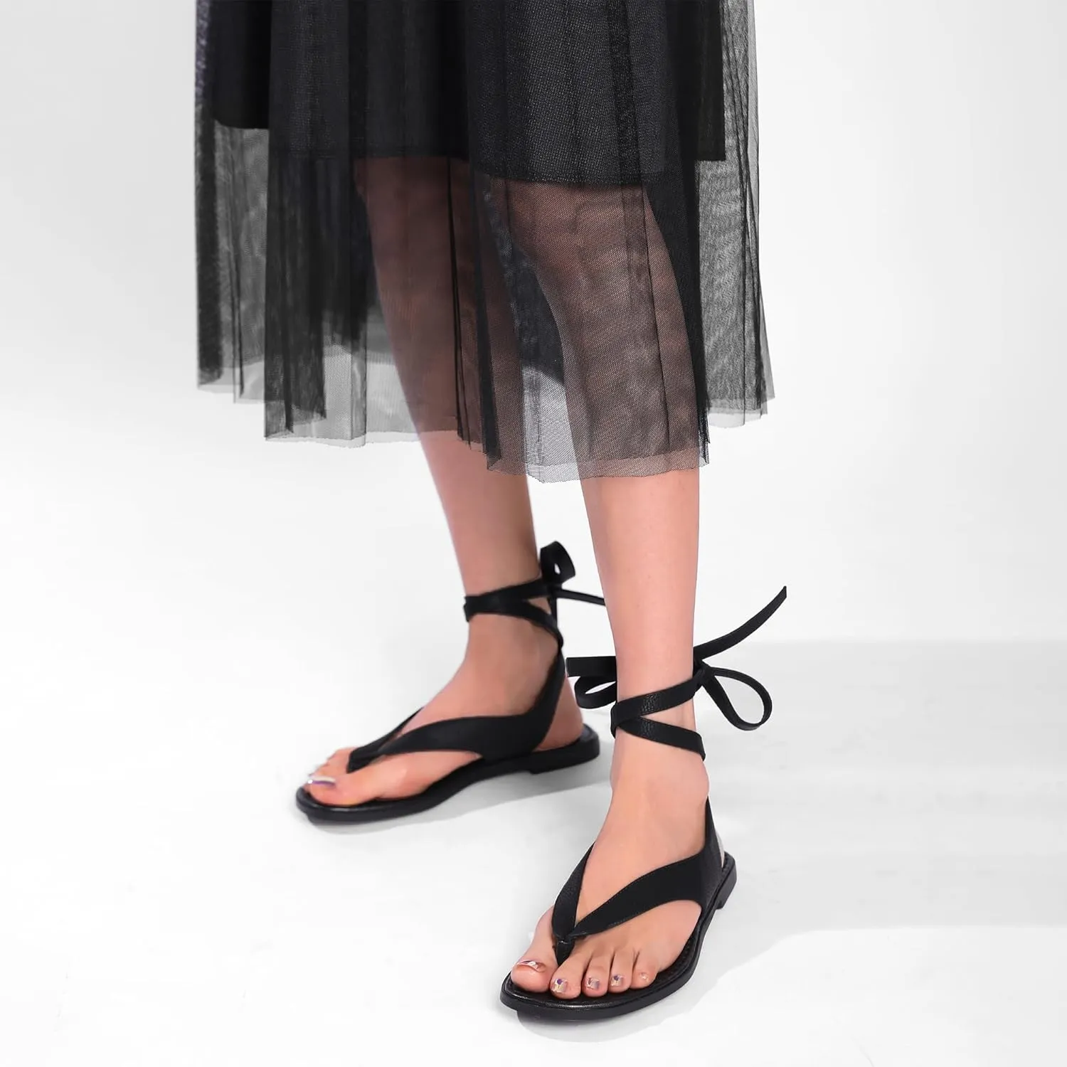 Black Ankle Strappy Thong Sandals for Women Cute Suede Flat Sandals Ladies Summer Dressy Beach Flip Flops Sandals