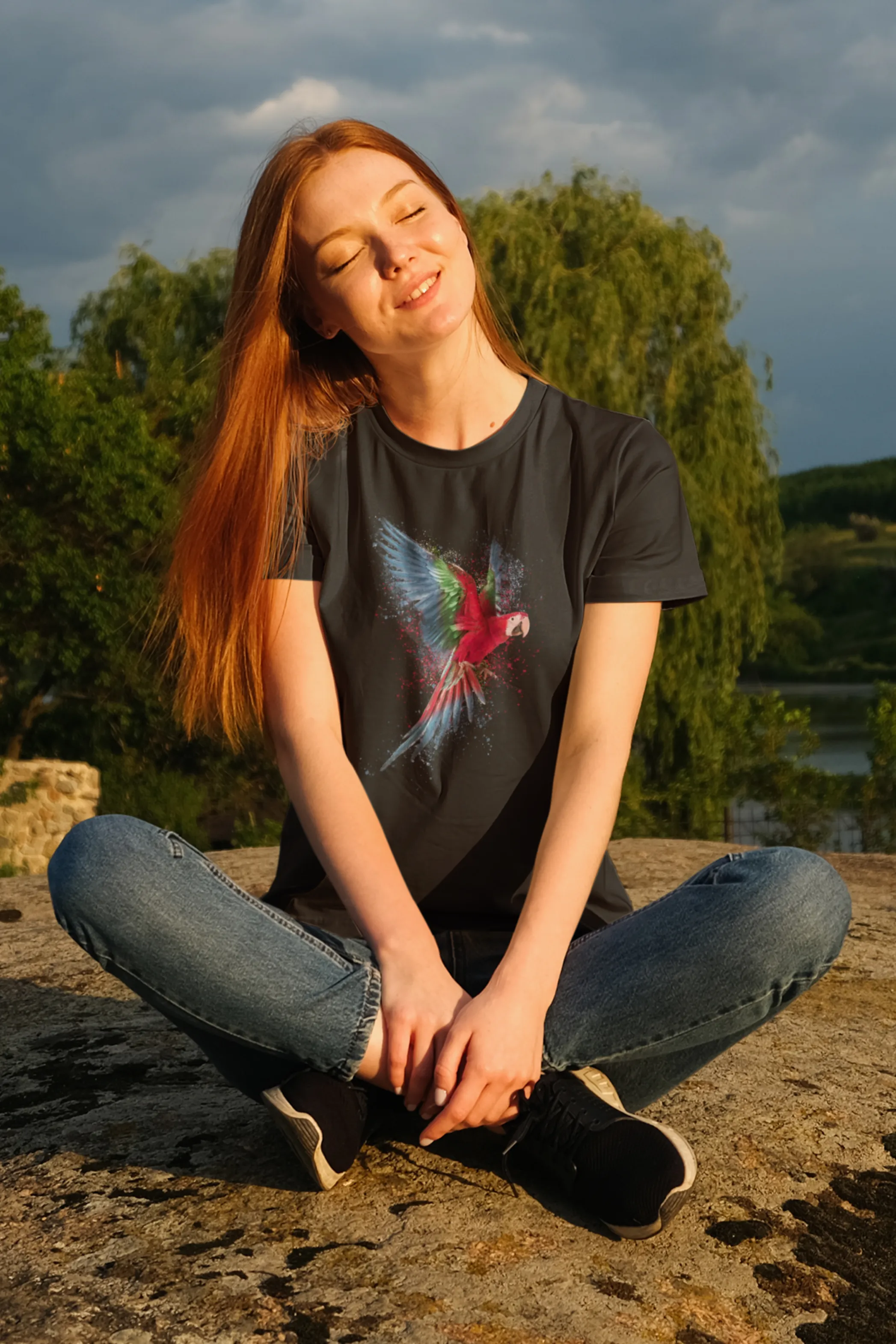 Vibrant Parrot Printed T-shirt for women